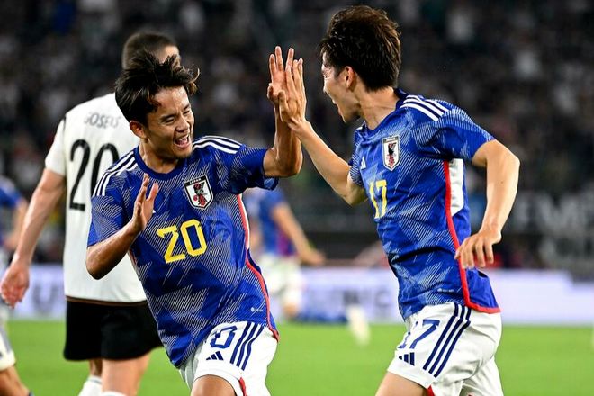 包含德国队完胜瑞典队，奥恰洛夫状态火热的词条