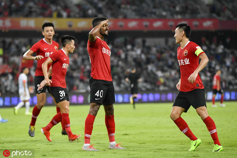 富力外援梅开二度，球队进攻火力逐渐回暖的简单介绍