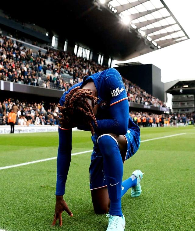 布莱顿遭逆袭,英超主场不再稳固 布莱顿遭逆袭,英超主场不再稳固