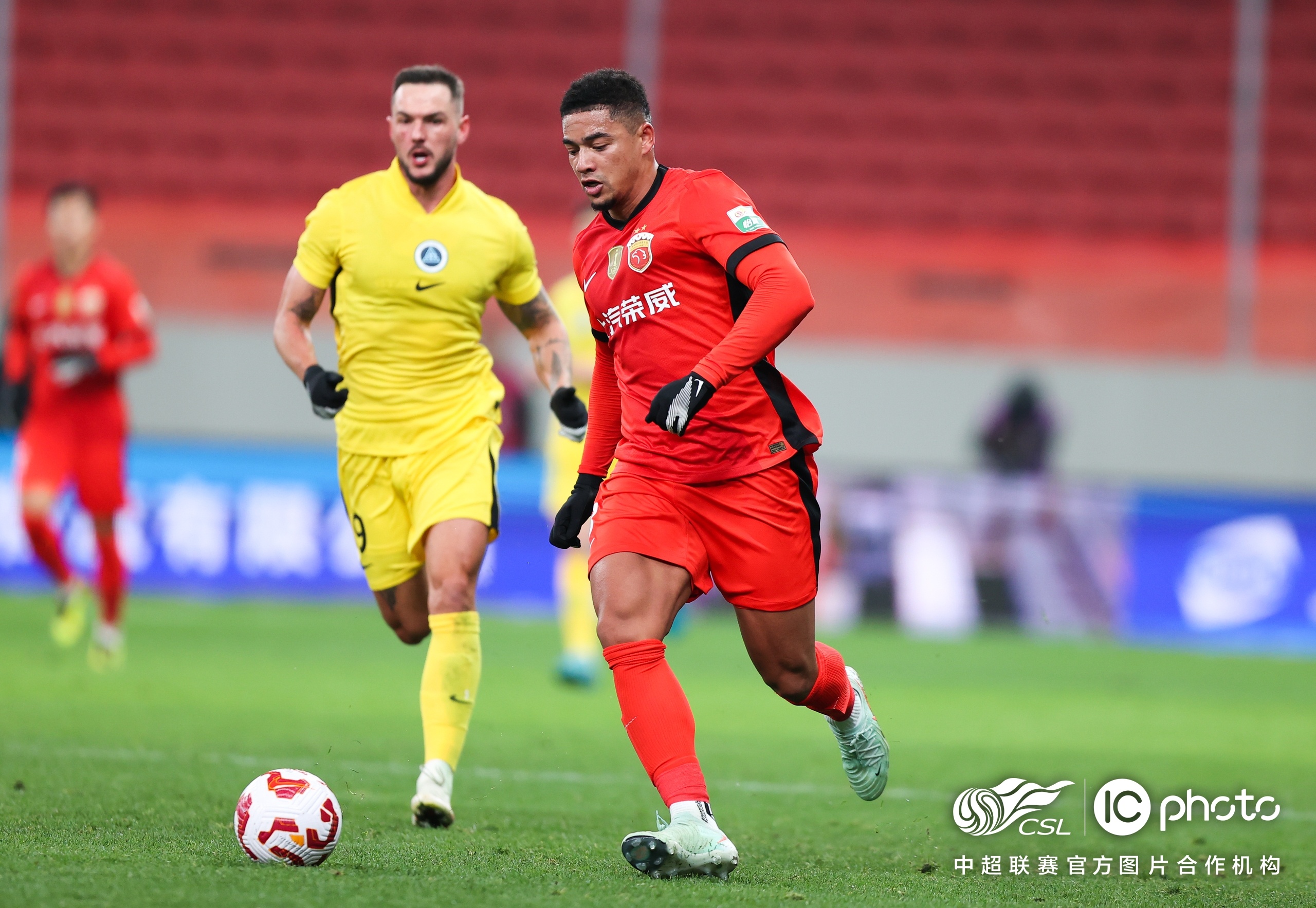 新赛季预热,球员们备战状态良好的简单介绍 新赛季预热,球员们备战状态良好的简单介绍