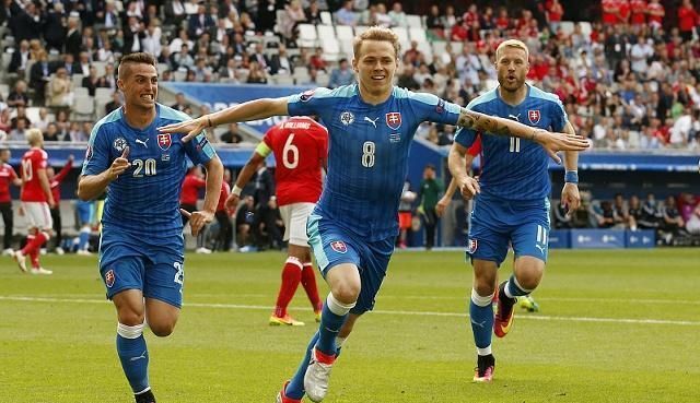 关于斯洛伐克队取得胜利，出线形势看好的信息