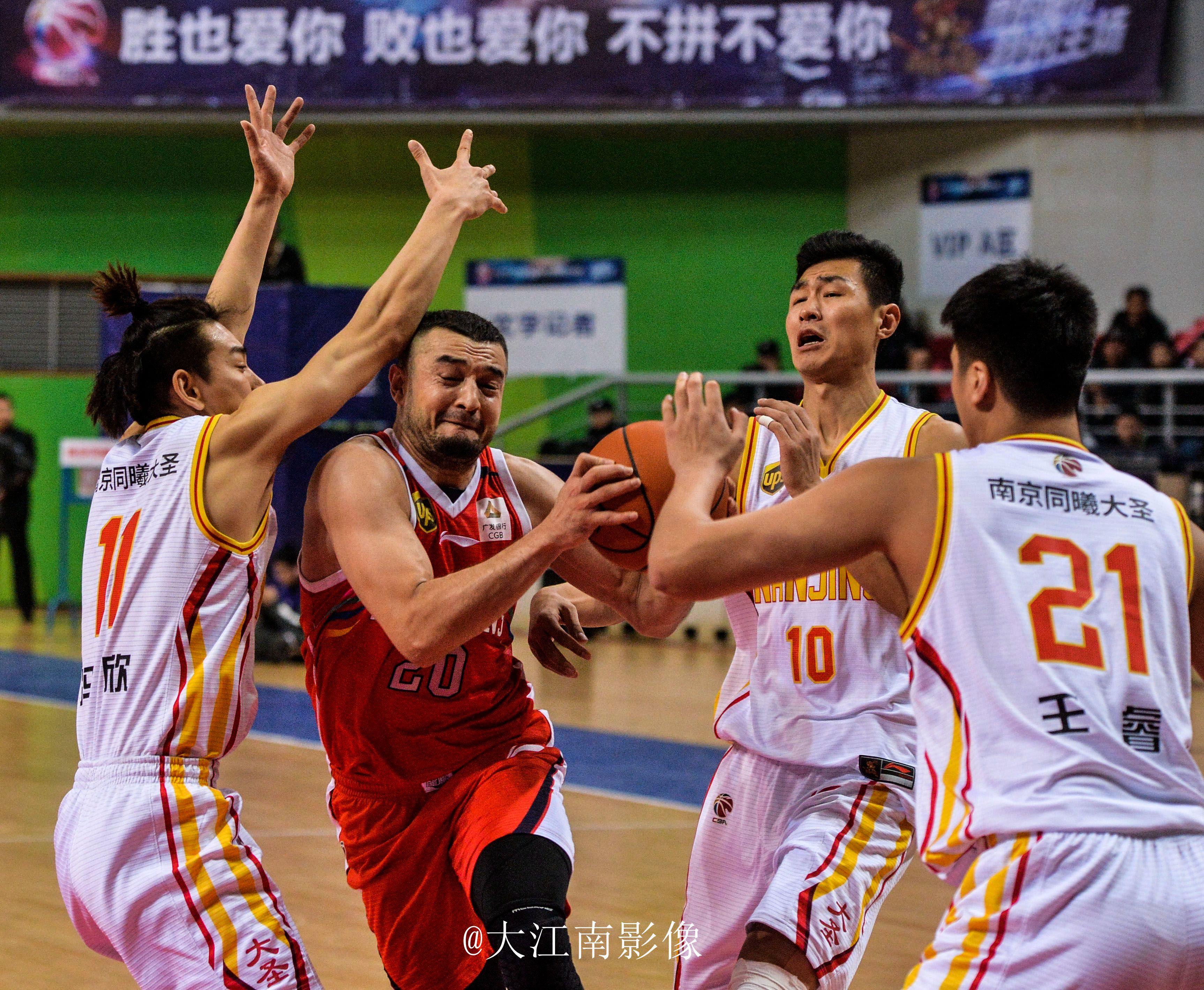 广州龙狮队寻找突破口，迎战强敌