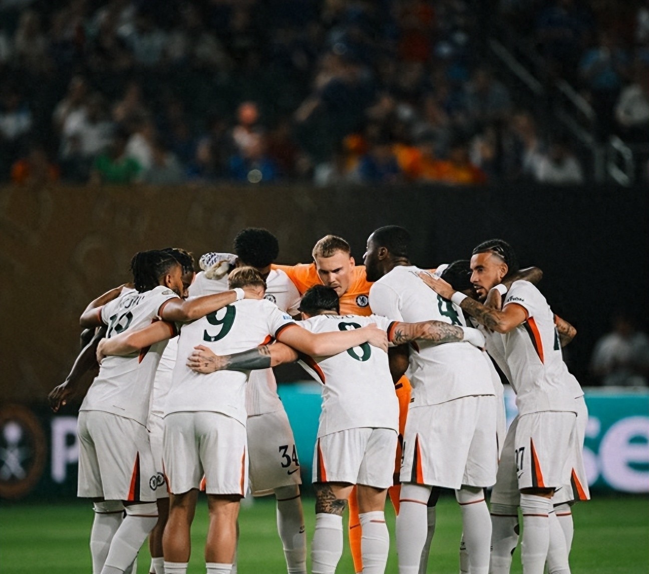 欧洲足坛豪强对阵，对决火药味十足的简单介绍