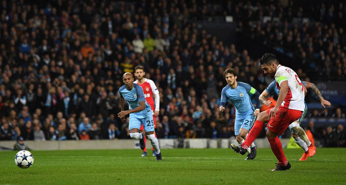 巴黎圣日门与南特将在球场上交锋