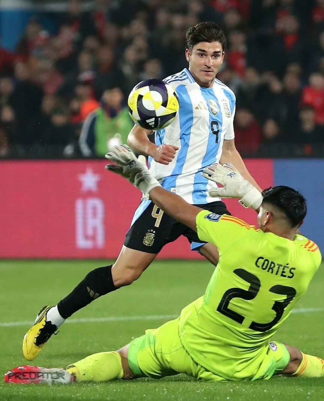 阿根廷横扫那不勒斯，贝林厄姆扛起全队