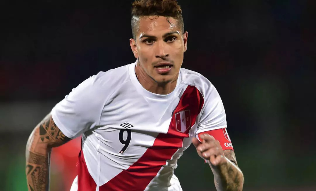 荷兰险胜秘鲁，格纳布里制霸全场