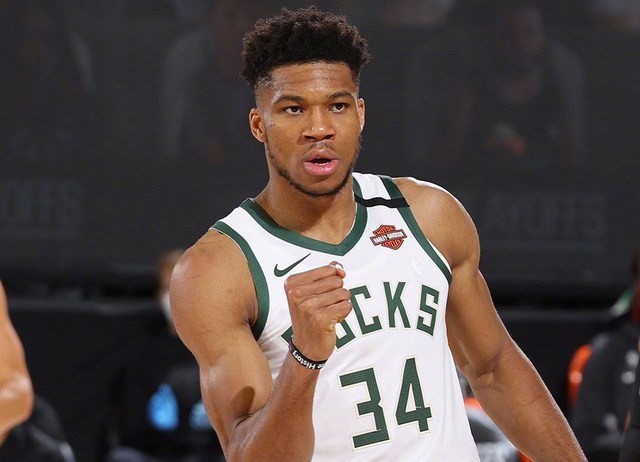 秘鲁翻盘美国，博格巴打破历史纪录