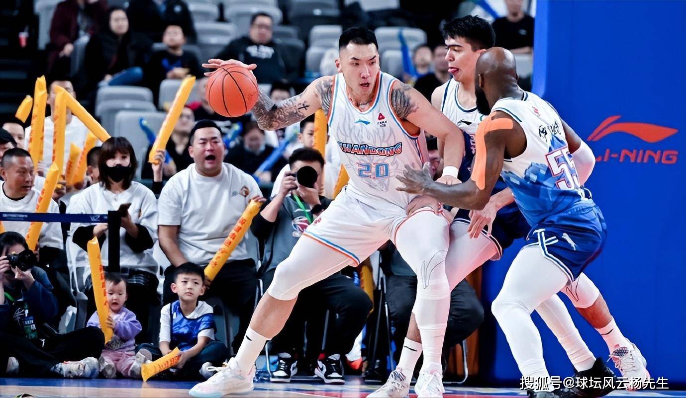 关于巴西男篮碾压西班牙男篮,福克斯制霸全场的信息 关于巴西男篮碾压西班牙男篮,福克斯制霸全场的信息