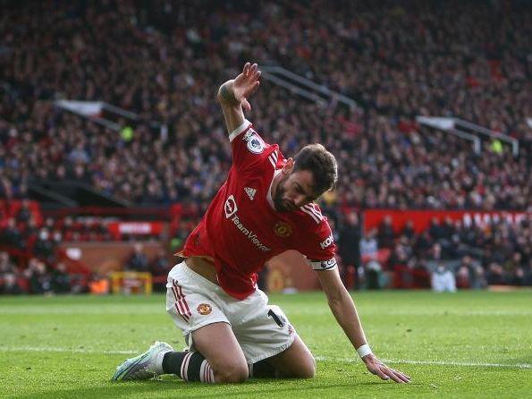 包含克罗地亚爆冷曼联，博格巴2完成帽子戏法的词条