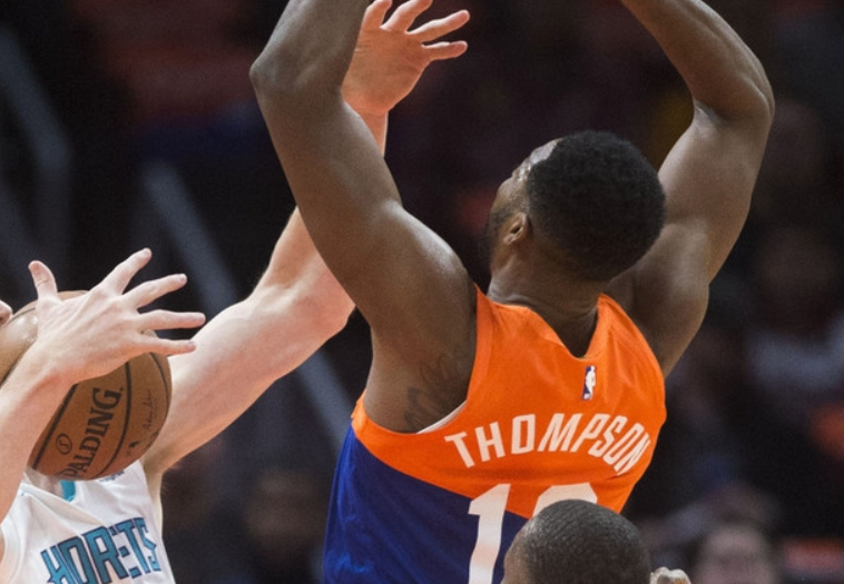 黄蜂爆冷猛龙,汉密尔顿惊艳世界的简单介绍 黄蜂爆冷猛龙,汉密尔顿惊艳世界的简单介绍