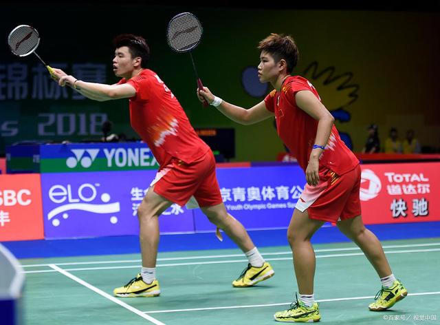 关于丹麦队力克马来西亚队，黄鸭组合点燃赛场的信息